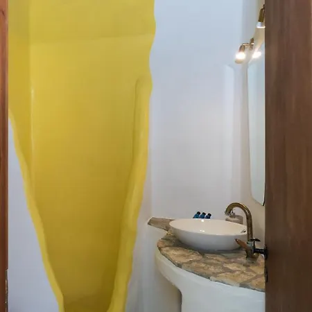αlexandra Studio Апартаменты *